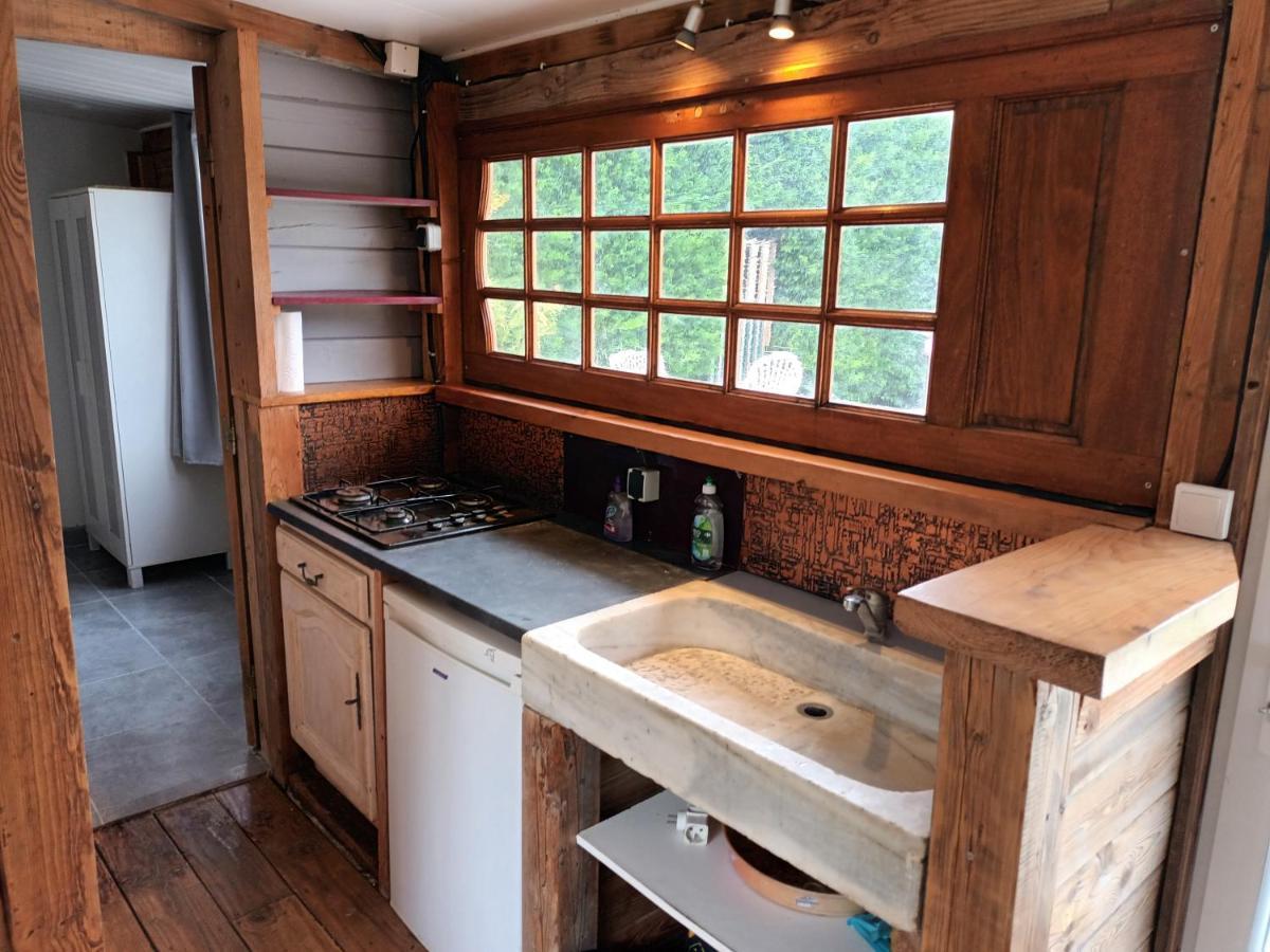Gîte ou chambre d'hôte dans la campagne de Rognes Exterior foto