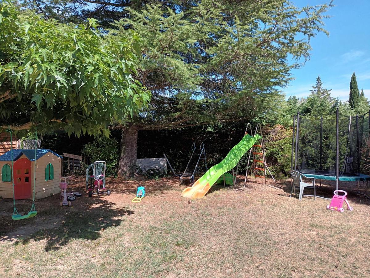 Gîte ou chambre d'hôte dans la campagne de Rognes Exterior foto