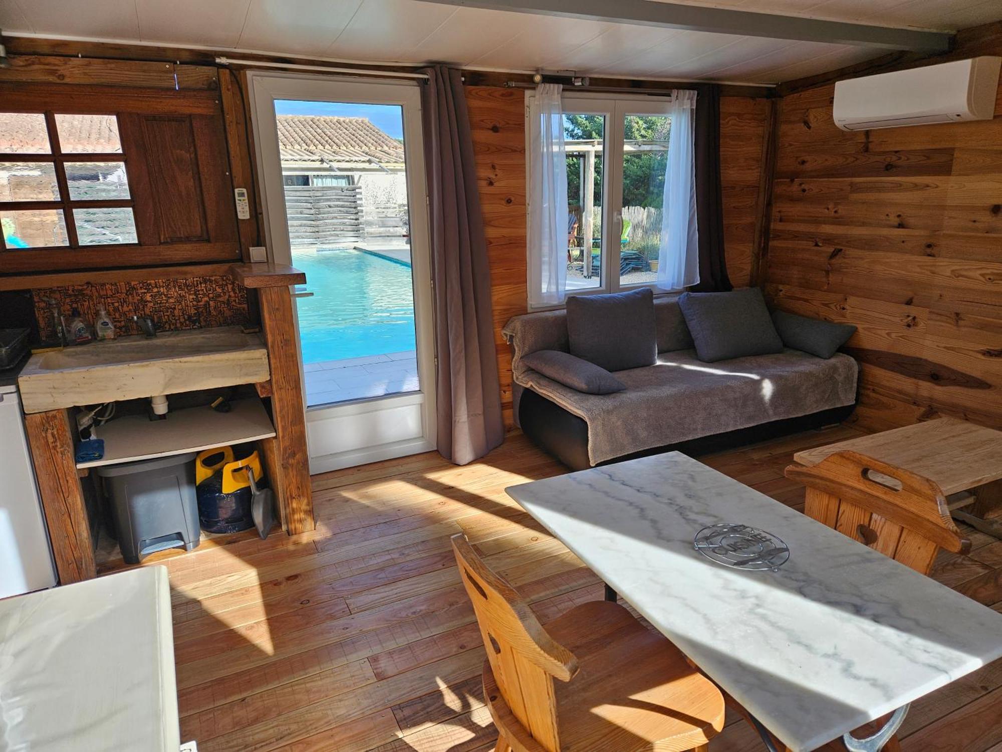 Gîte ou chambre d'hôte dans la campagne de Rognes Exterior foto