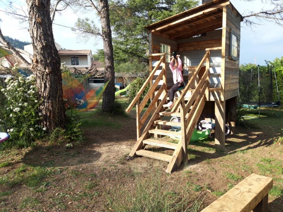 Gîte ou chambre d'hôte dans la campagne de Rognes Exterior foto